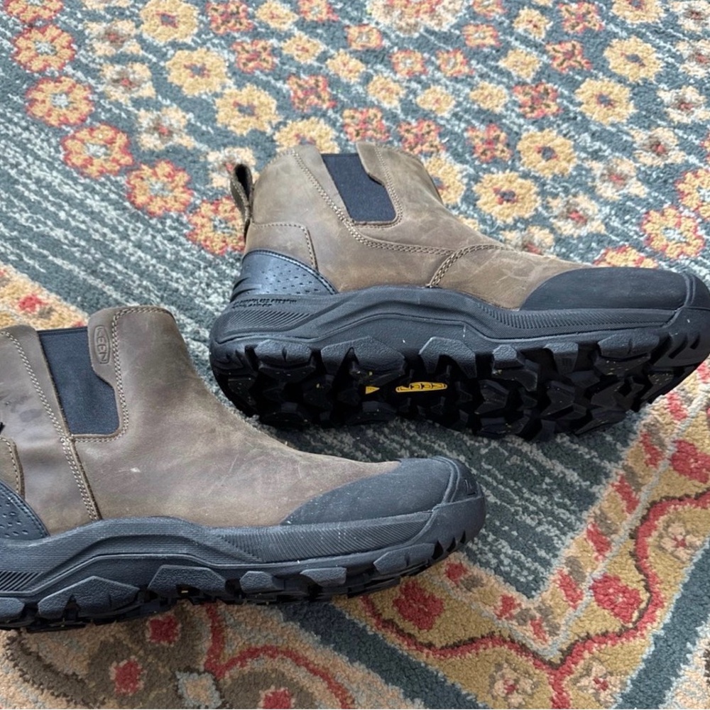 KEEN Brown and Black Leather Work Boots size 10